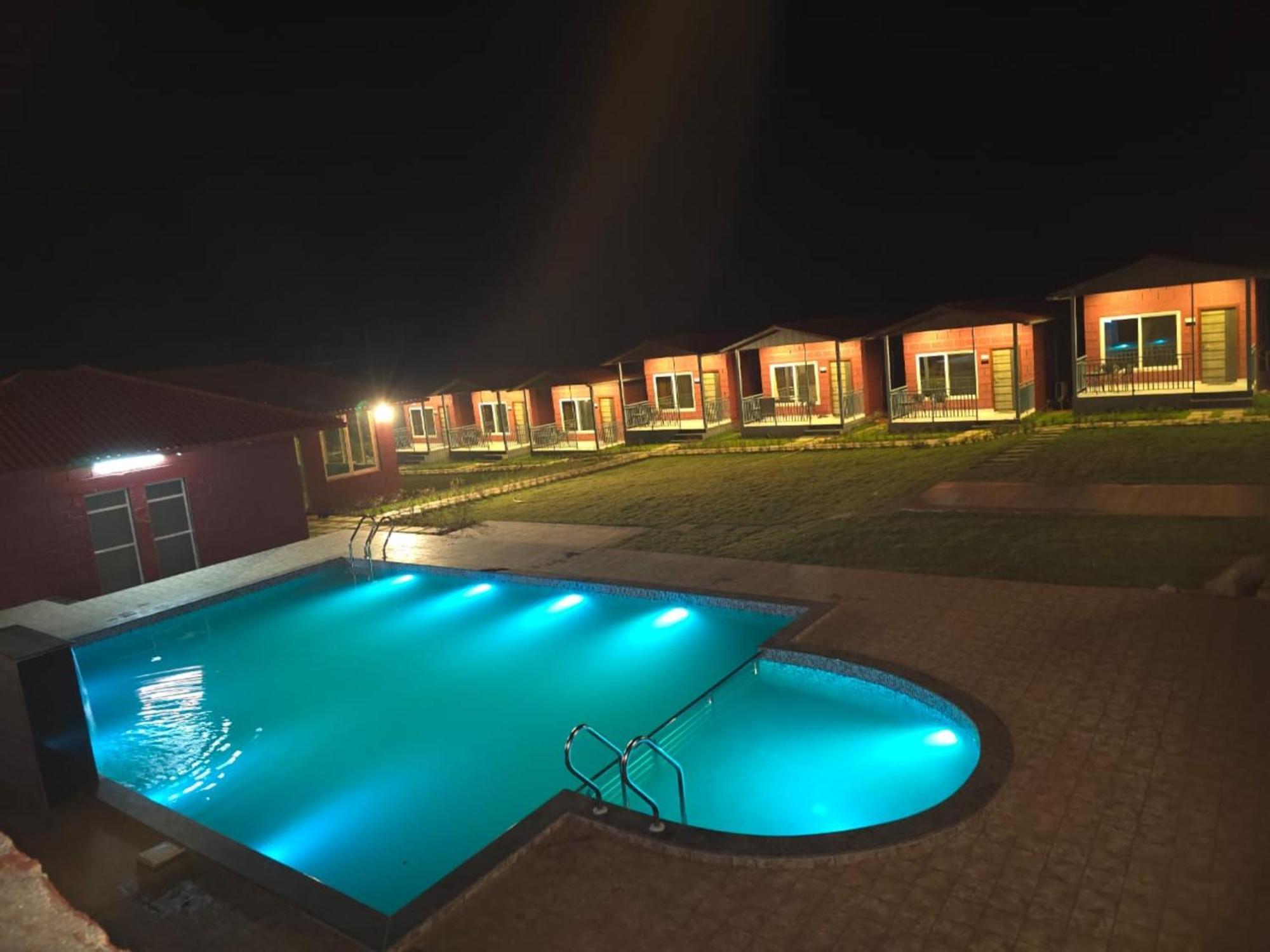 Mount Bliss Resort Mhasla Exterior photo