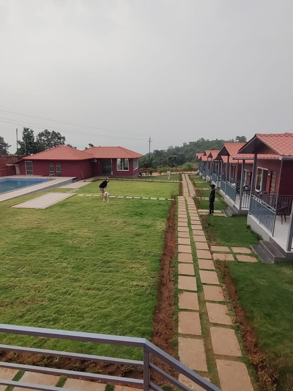 Mount Bliss Resort Mhasla Exterior photo